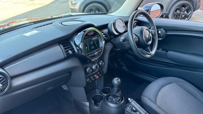 MINI Hatchback 1.5 Cooper II 3dr Petrol Hatchback